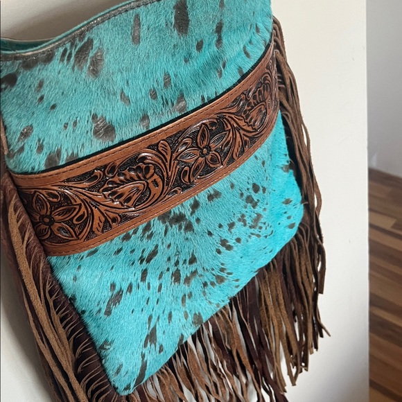 American Darling Turquoise and Brown Fringe Bag
Genuine leather - Picture 4 of 7